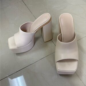 Cream chunky heels